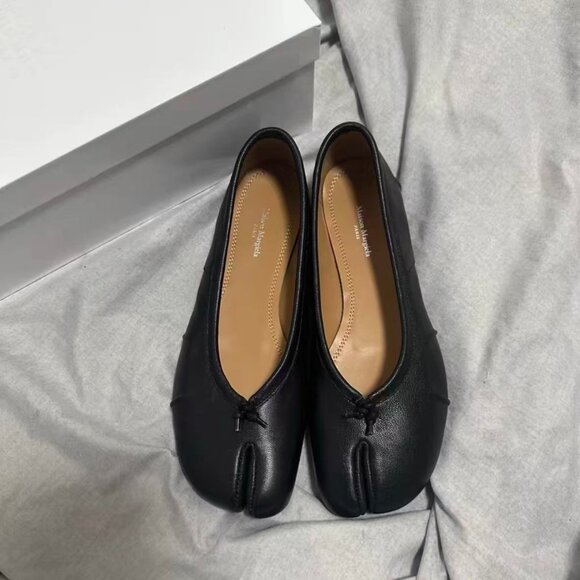 Maison Martin Margiela Ballet Flats - Picture 1 of 8
